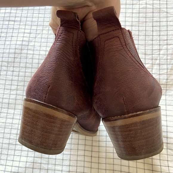 Zilian Leather Booties - Picture 6 of 6